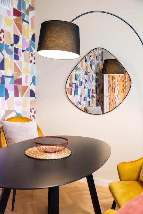 Eclectic City Apartment Near Old Town ワルシャワ エクステリア 写真
